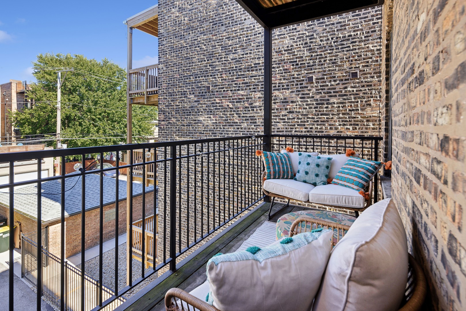 1254 West Eddy Street, Unit 2 Chicago, IL 60657 - Photo 13 of 14 a view of balcony with furniture