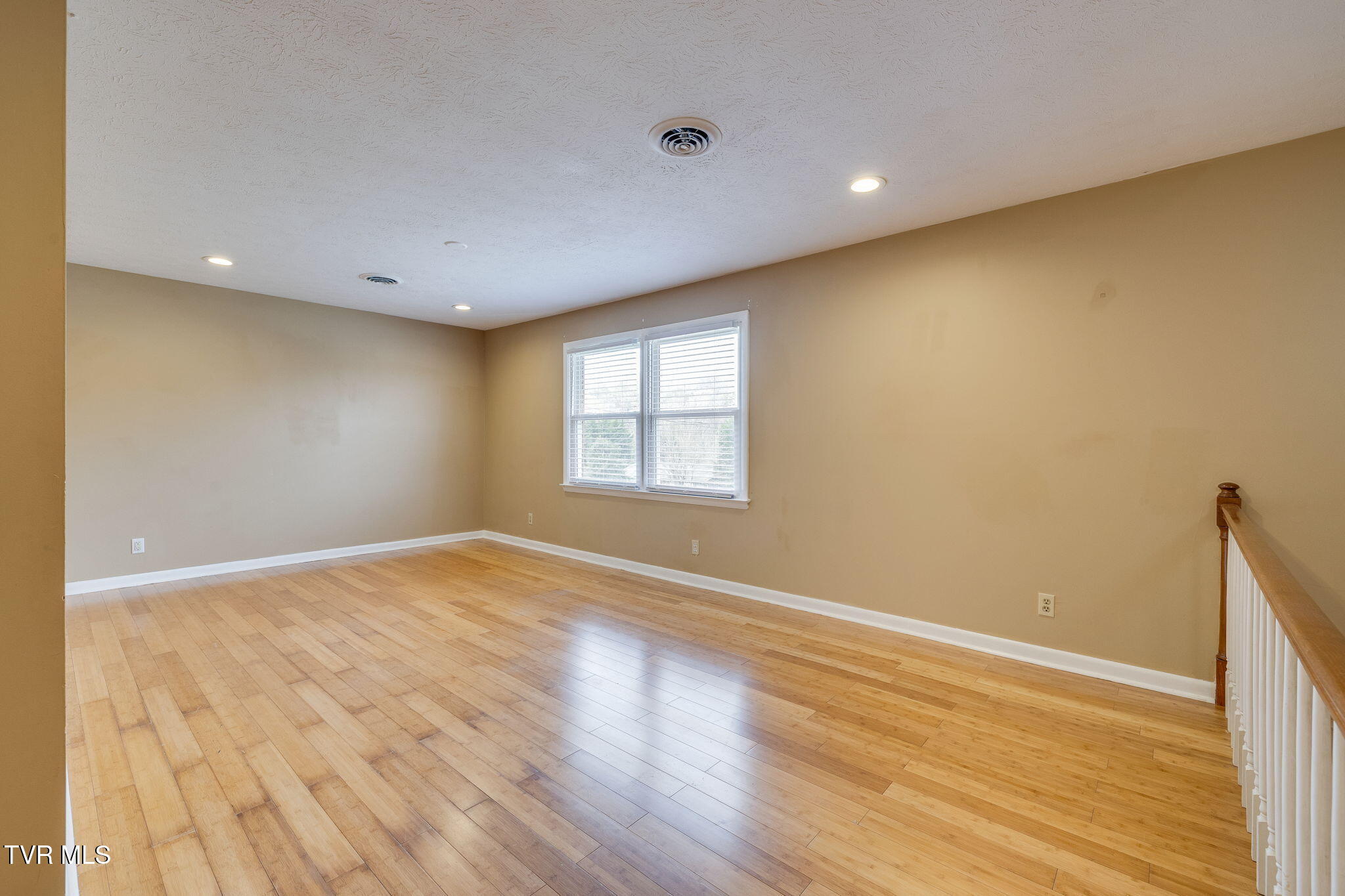 309 Summerville Road Kingsport, TN 37663 - Photo 15 of 34 summer15