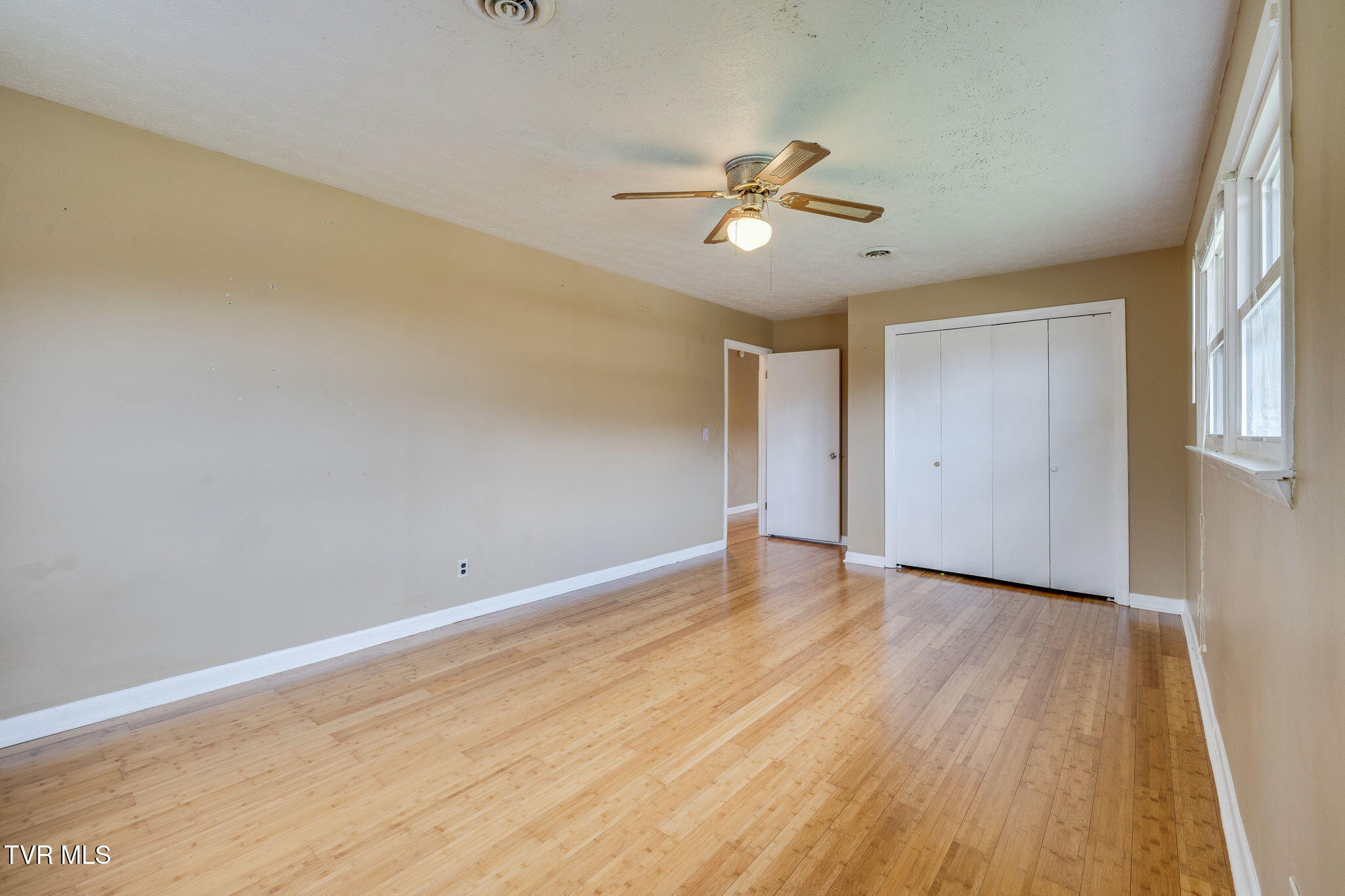 309 Summerville Road Kingsport, TN 37663 - Photo 28 of 34 summer28