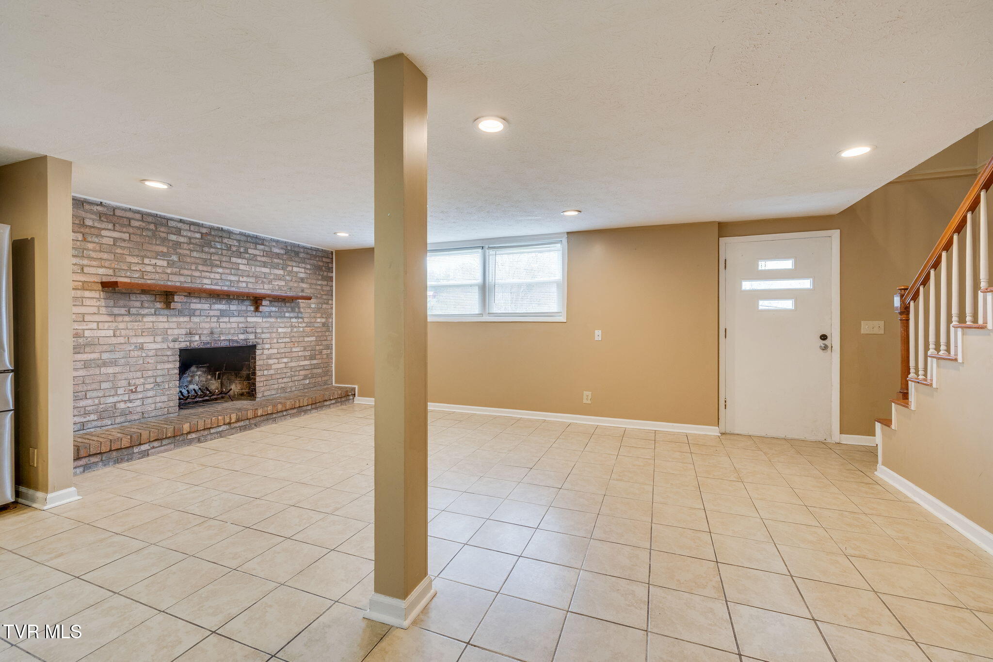 309 Summerville Road Kingsport, TN 37663 - Photo 7 of 34 summer7