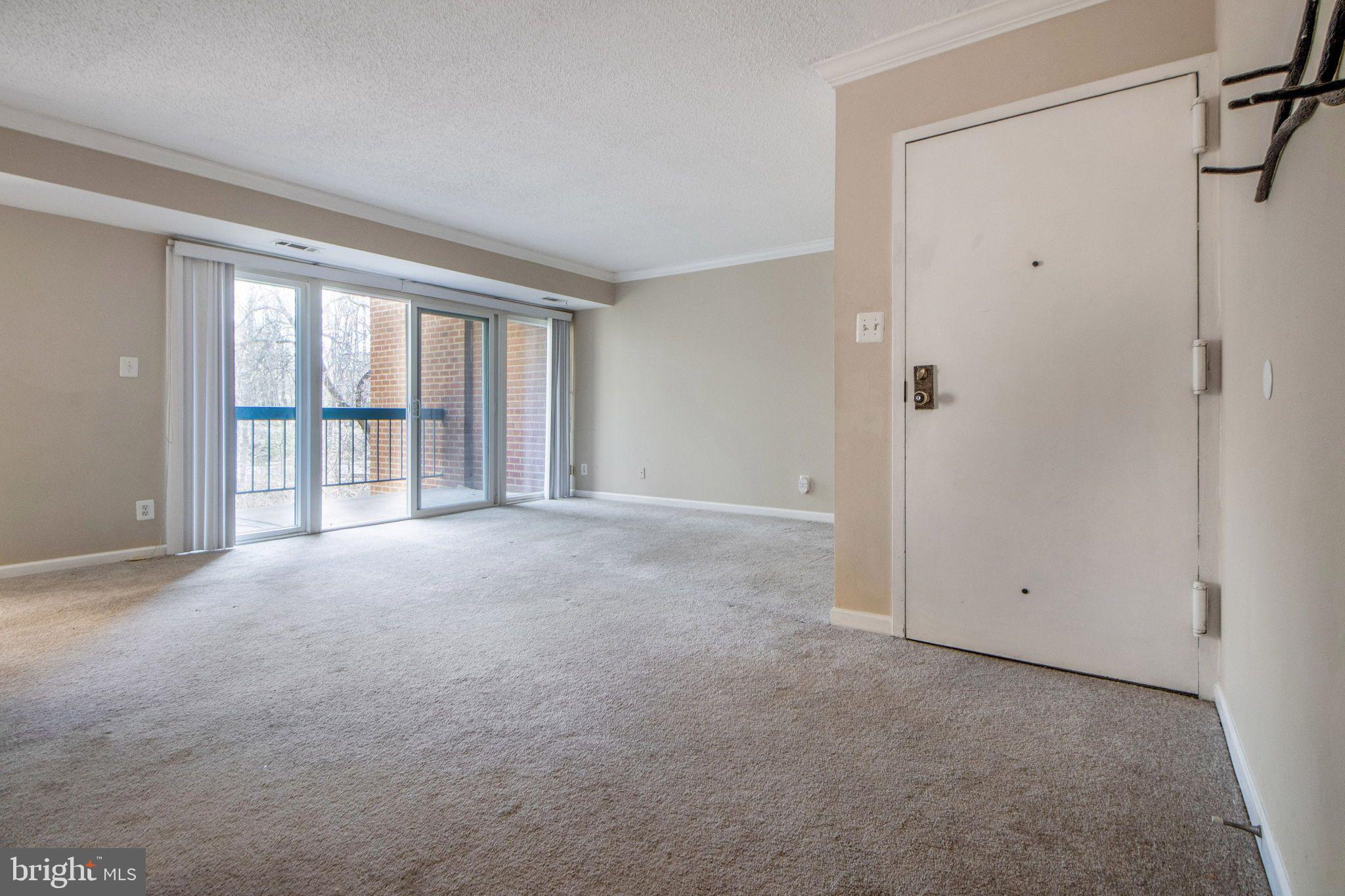 11841 Shire Court, Unit 21B Reston, VA 20191 - Photo 9 of 35 Expansive Living