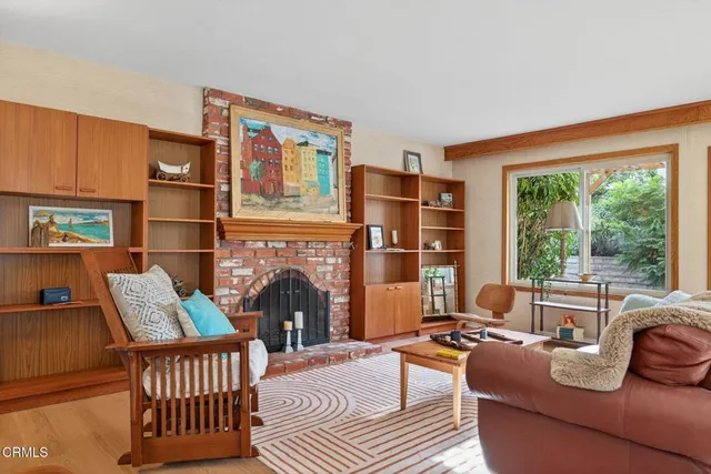 $949,000 | 133 Nevada Avenue, Ventura, CA 93004