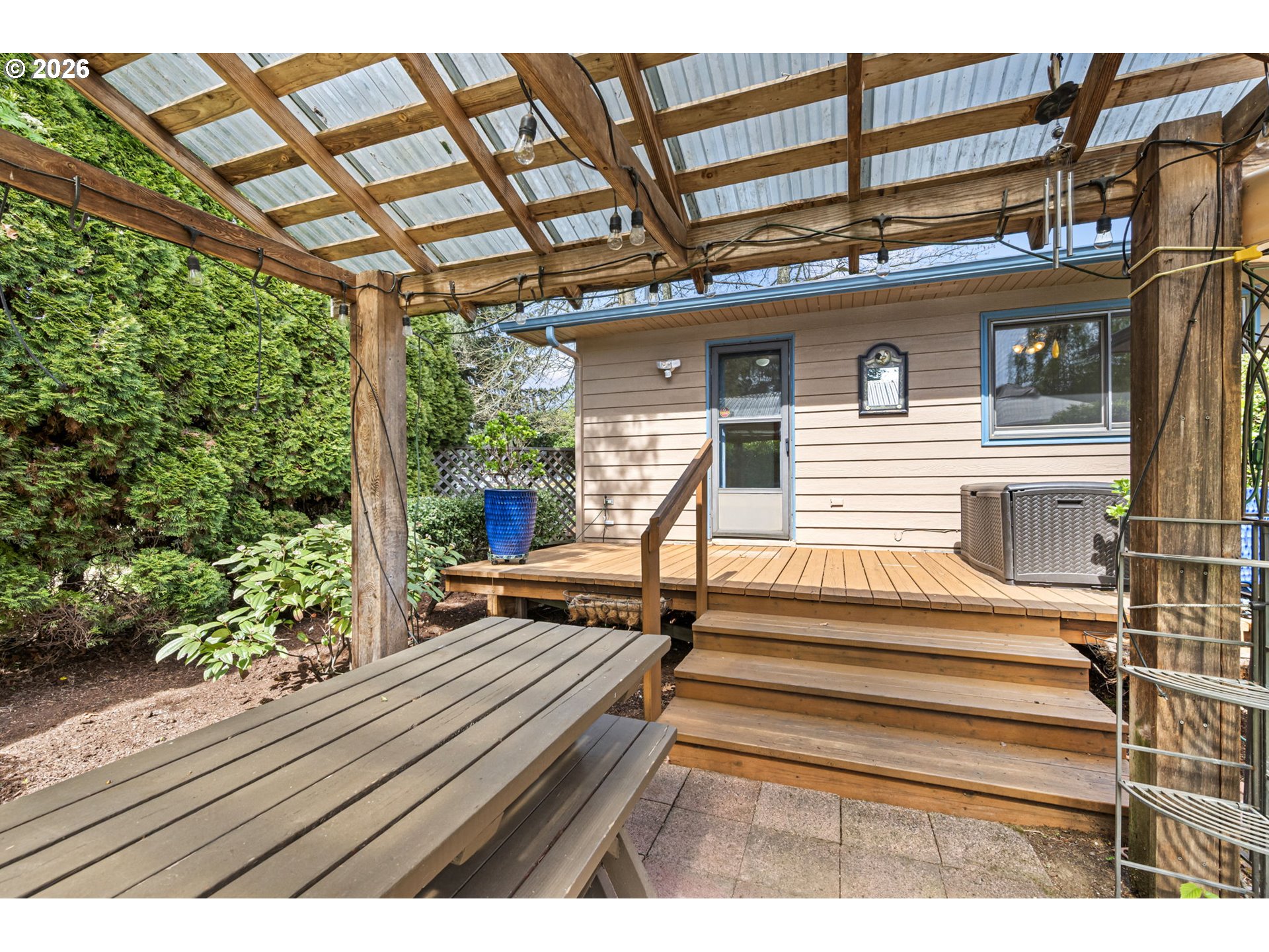 84 Green Lane Eugene, OR 97404 - Photo 35 of 41 a view of outdoor space