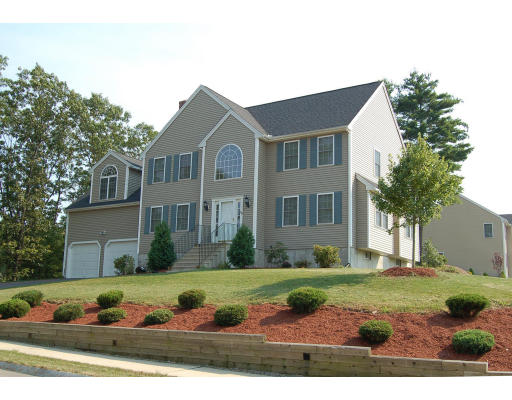 636 Old Farm Road Franklin, MA 02038 - Photo 1 of 1 Gallery Image 1
