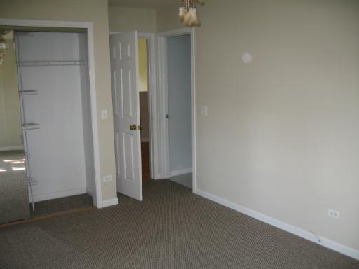 3929 Maple Avenue Northbrook, IL 60062 - Photo 11 of 16 a view of hallway with closet