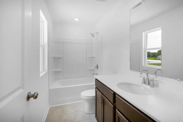 $391,890 | 1375 Windance Lake Drive, Loganville, GA 30052