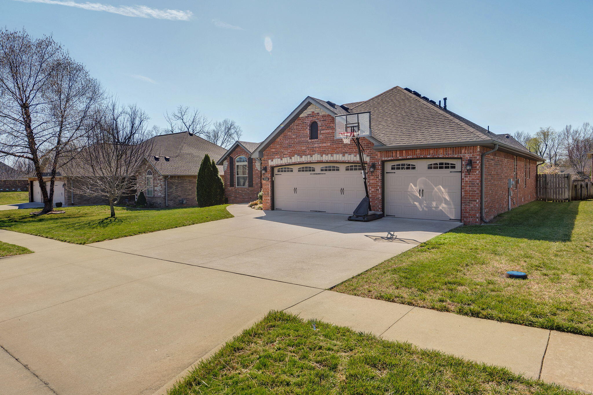 3184 West High Point Street Springfield, MO 65810 - Photo 2 of 34 3184 W Highpoint St-3
