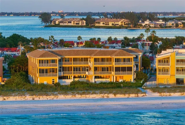 $2,095,000 | 1900 Gulf Drive North, Unit 1, Bradenton Beach, FL 34217