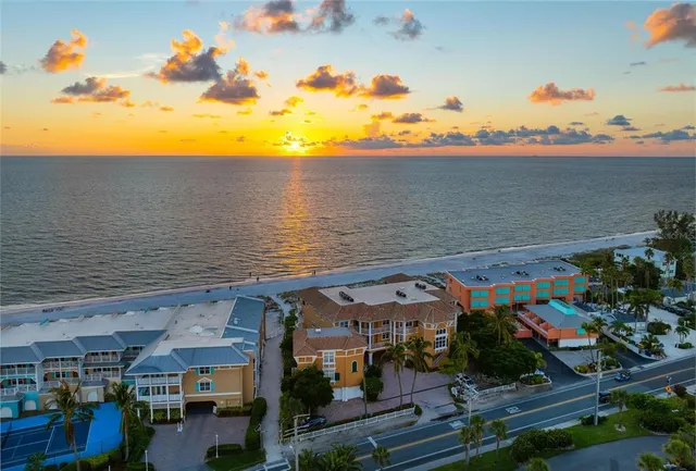 $2,095,000 | 1900 Gulf Drive North, Unit 1, Bradenton Beach, FL 34217