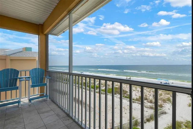 $2,095,000 | 1900 Gulf Drive North, Unit 1, Bradenton Beach, FL 34217
