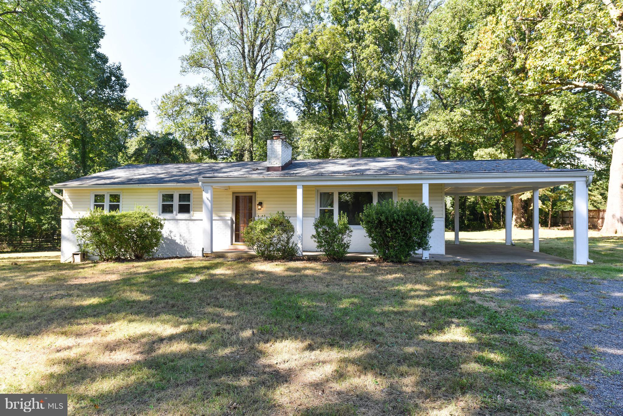 654 Walker Road Great Falls, VA 22066 - Photo 1 of 30 Exterior (Front)