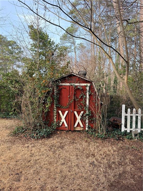 1436 Willivee Drive Decatur, GA 30033 - Photo 45 of 49 a backyard of a house with lots of green space