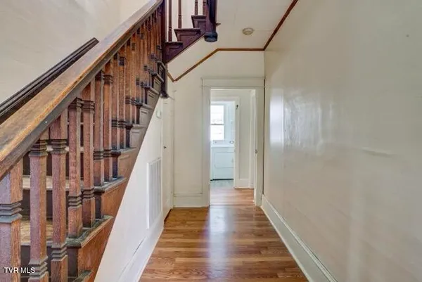 $294,000 | 1427 Highway 93, Fall Branch, TN 37656