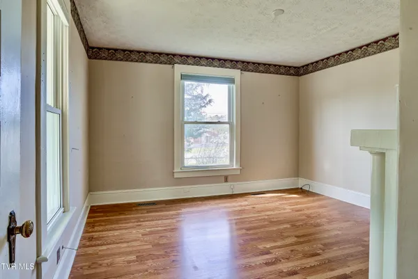 $294,000 | 1427 Highway 93, Fall Branch, TN 37656