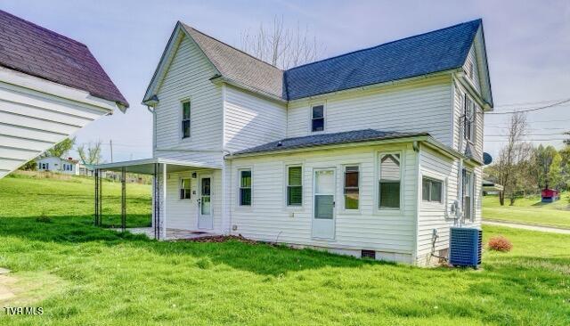 1427 Highway 93 Fall Branch, TN 37656 - Photo 39 of 46 39 Medium