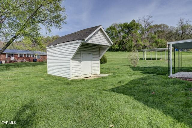 1427 Highway 93 Fall Branch, TN 37656 - Photo 41 of 46 41 Medium