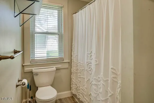 $294,000 | 1427 Highway 93, Fall Branch, TN 37656