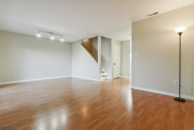 155 Northfield Road Bridgewater, NJ 08807 - Photo 5 of 14