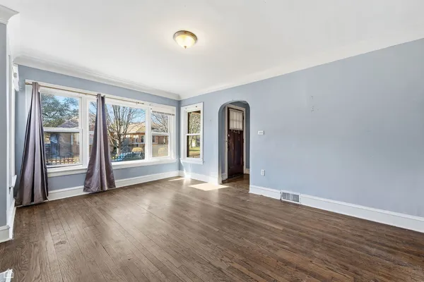 $154,900 | 8111 South Manistee Avenue, Chicago, IL 60617