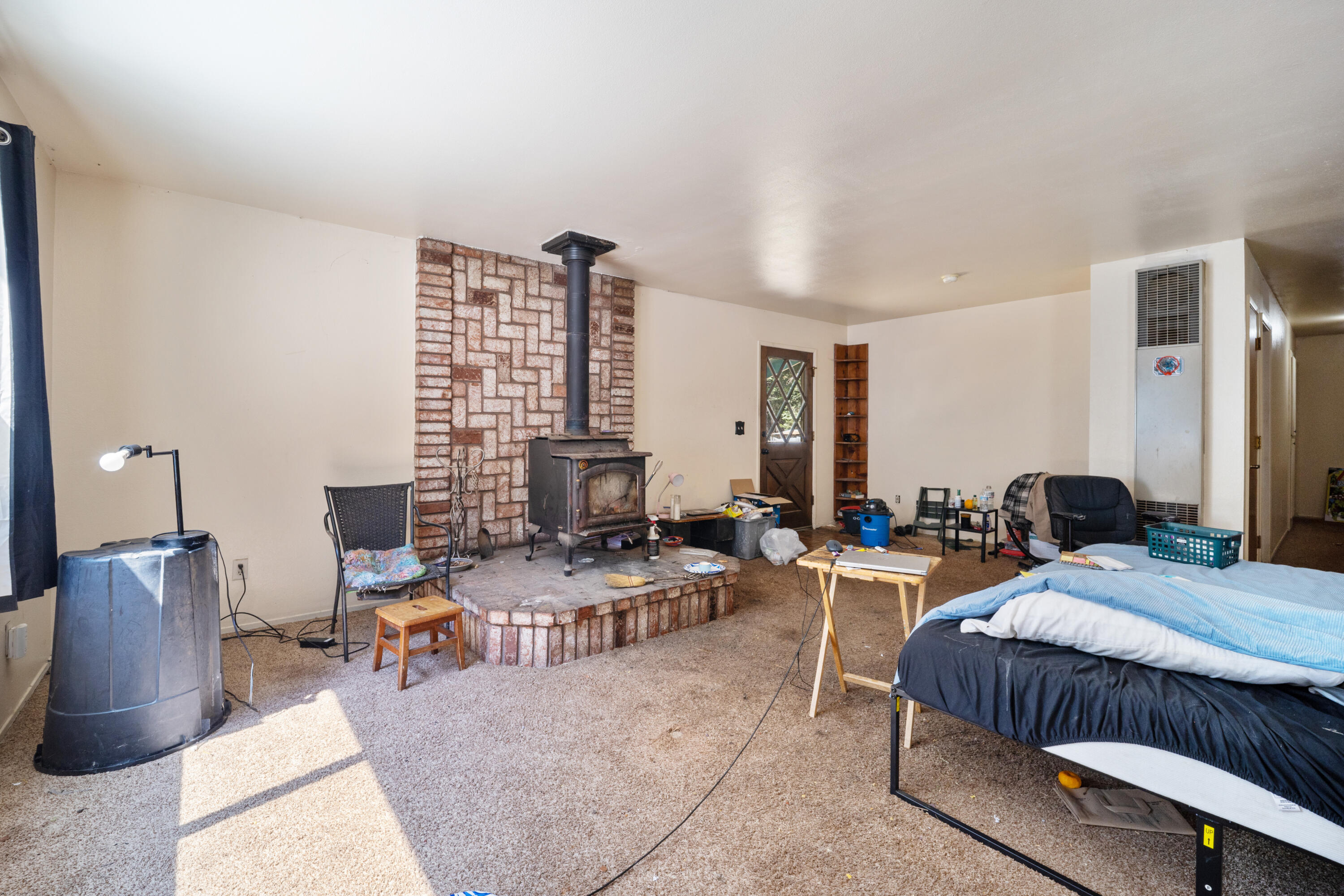 34610 Westward Ho Road Shingletown, CA 96088 - Photo 21 of 34 Interior03