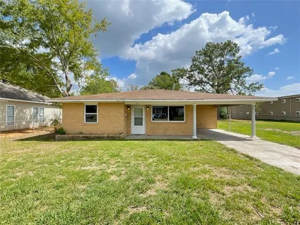 $1,400 | 110 North Carter Street, Hammond, LA 70401
