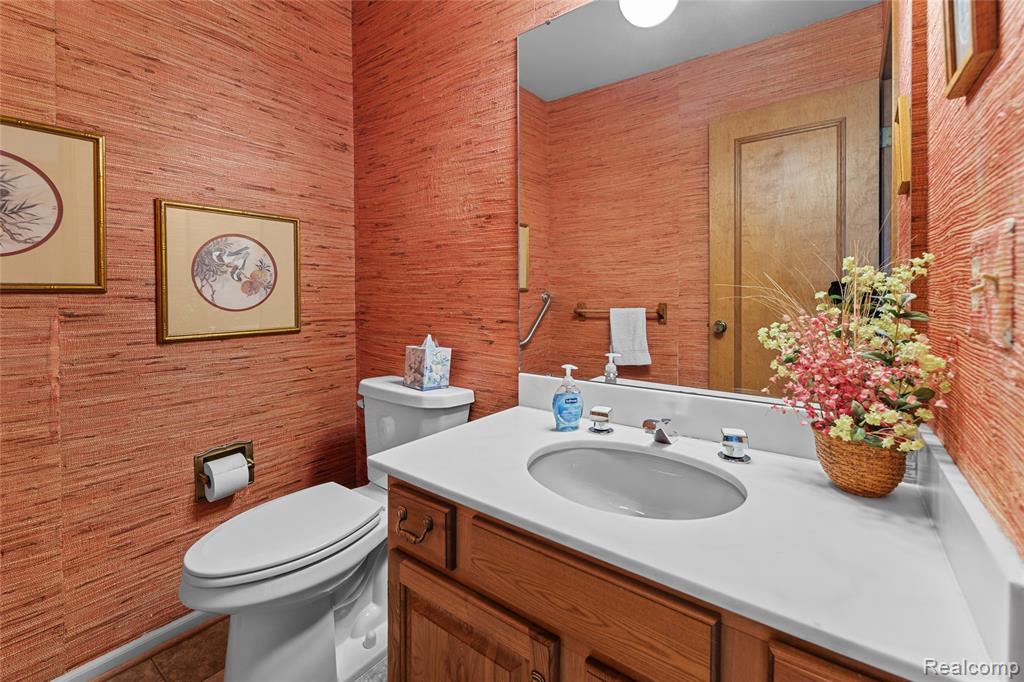 897 Augusta Drive Rochester, MI 48309 - Photo 31 of 48