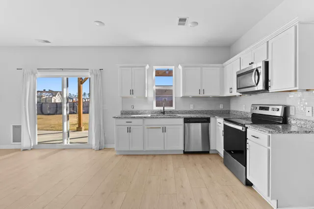 $380,000 | 119 Lyra Lane, Summerville, SC 29486