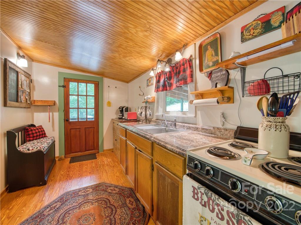 30 East H Bailey Road Bryson City, NC 28713 - Photo 13 of 20 Gallery Image 13