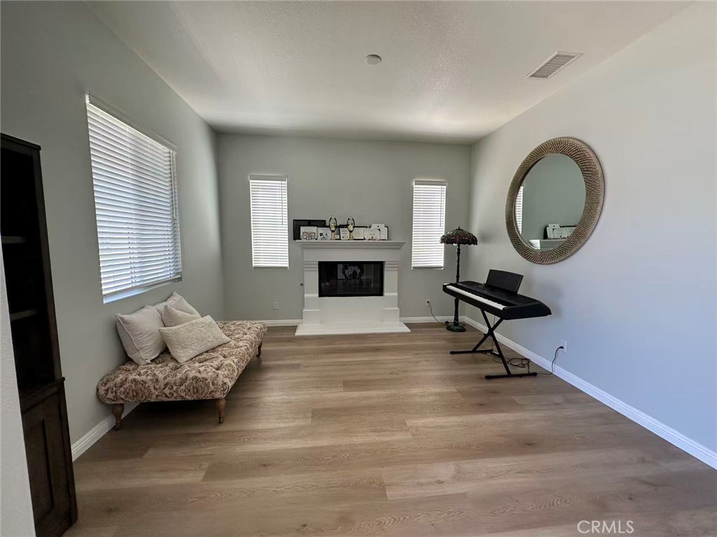 22276 Silverpointe Loop Corona, CA 92883 - Photo 5 of 21