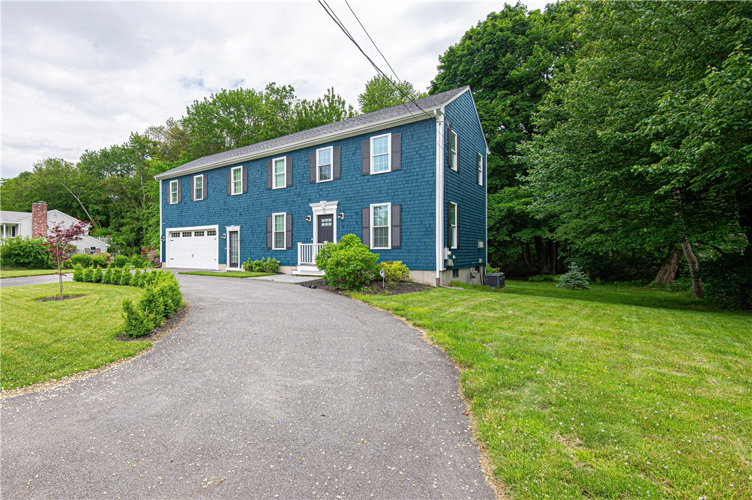 34 Washington Road Barrington, RI 02806 - Photo 3 of 44