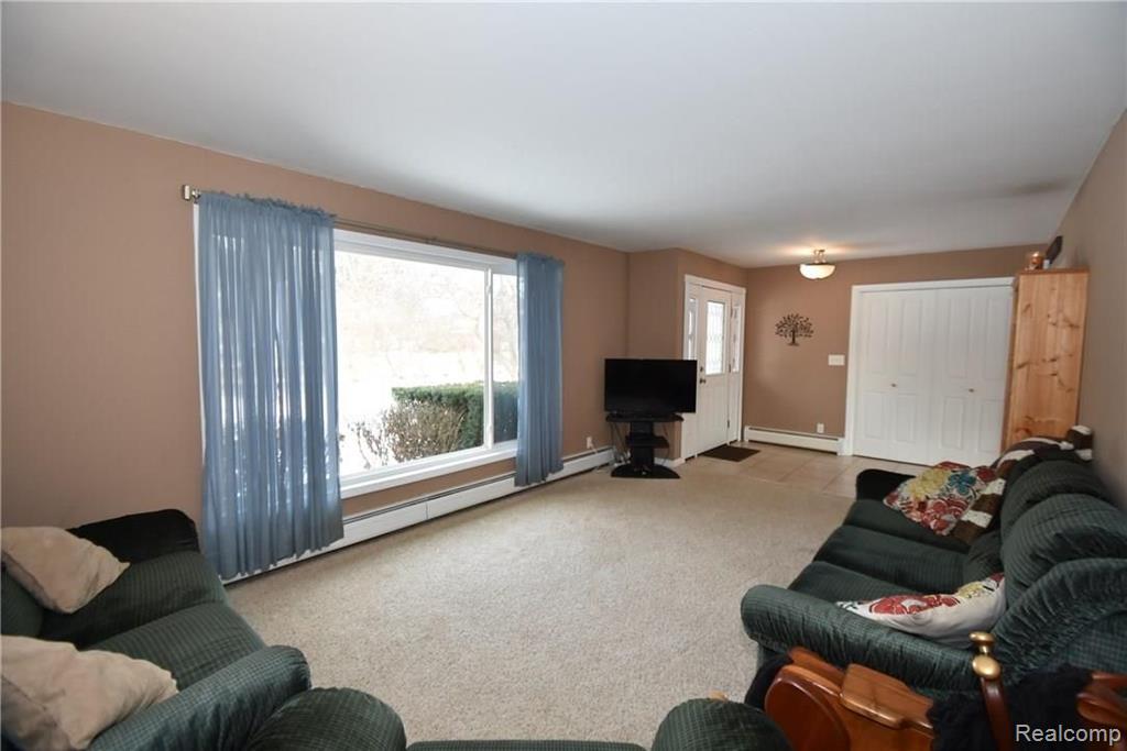 6716 Jones Road North Branch, MI 48461 - Photo 16 of 30