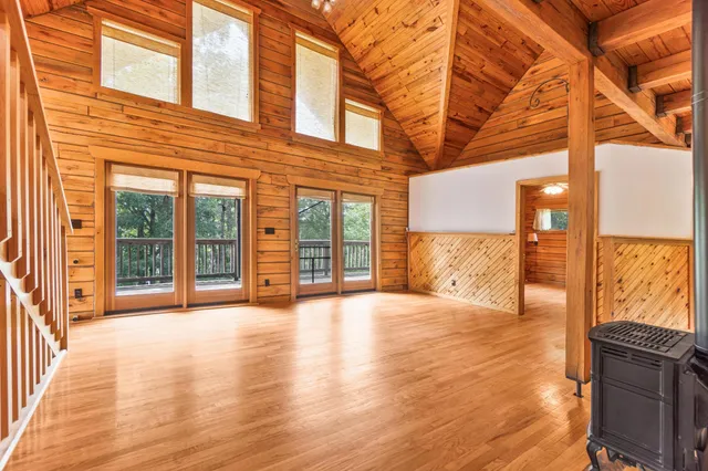 $425,000 | 21740 Highway 89, Puposky, MN 56667