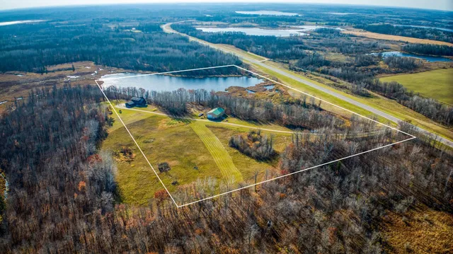 $425,000 | 21740 Highway 89, Puposky, MN 56667