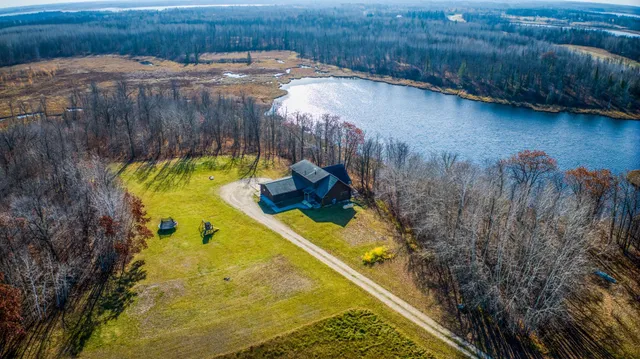 $425,000 | 21740 Highway 89, Puposky, MN 56667