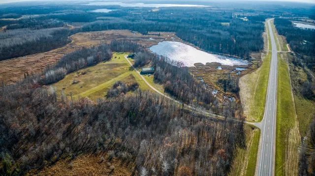 $425,000 | 21740 Highway 89, Puposky, MN 56667