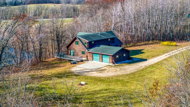 $425,000 | 21740 Highway 89, Puposky, MN 56667