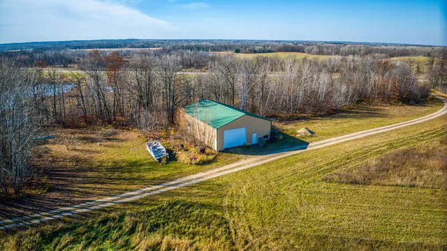 $425,000 | 21740 Highway 89, Puposky, MN 56667