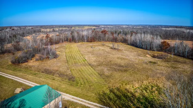 $425,000 | 21740 Highway 89, Puposky, MN 56667