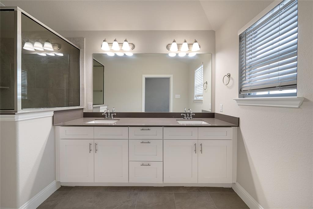 1719 Lisa Court Allen, TX 75002 - Photo 18 of 29