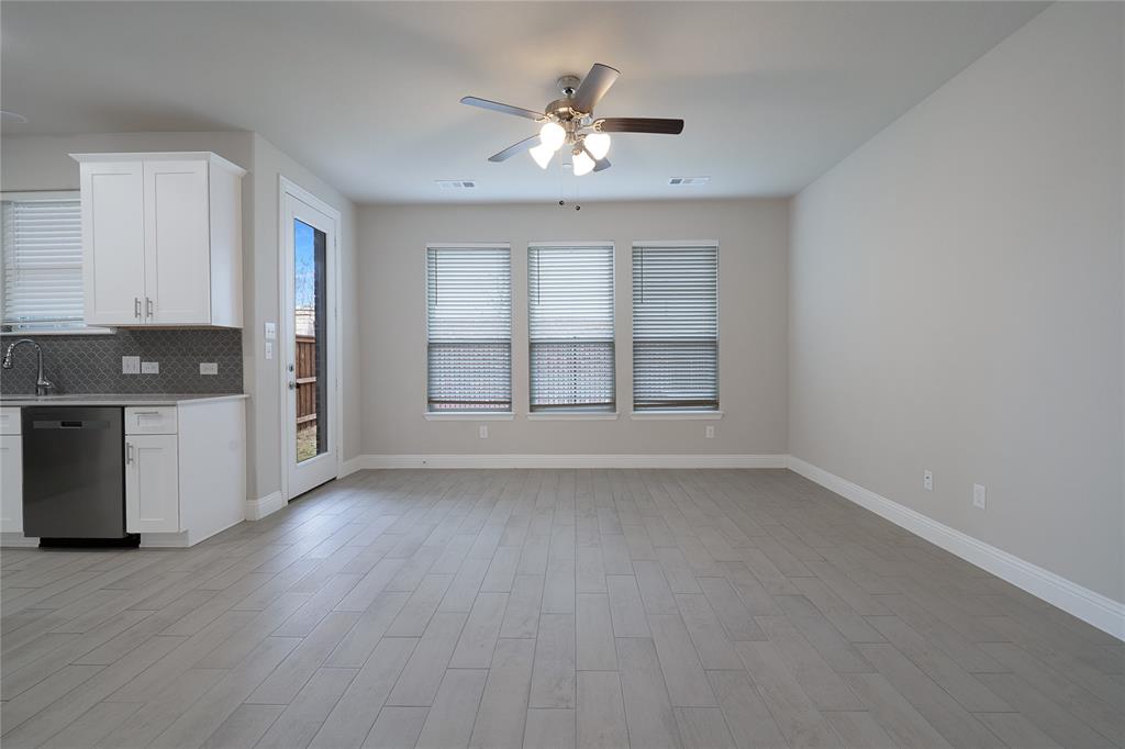 1719 Lisa Court Allen, TX 75002 - Photo 5 of 29