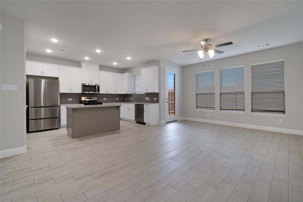 1719 Lisa Court Allen, TX 75002 - Photo 6 of 29