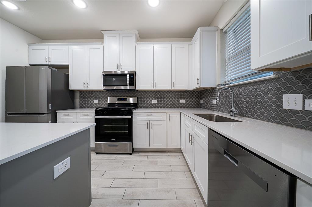 1719 Lisa Court Allen, TX 75002 - Photo 10 of 29