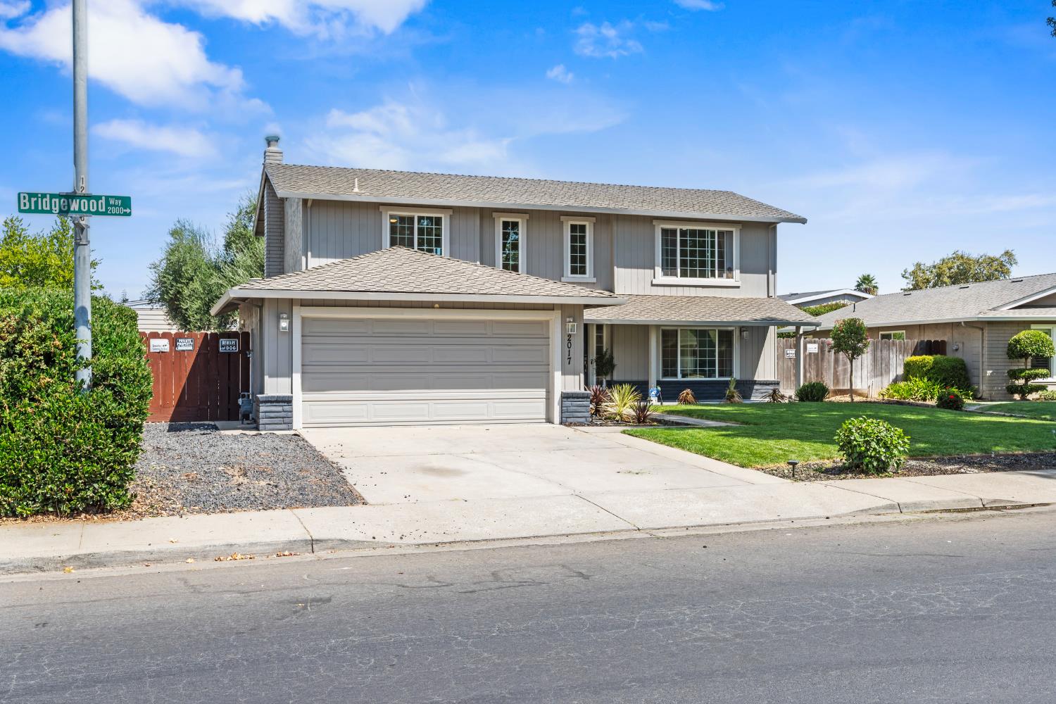 2017 Bridgewood Way Modesto, CA 95355 - Photo 3 of 43 Gallery Image 3