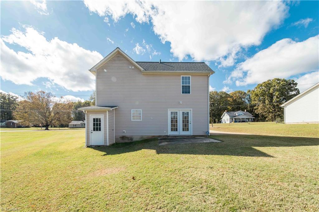 5235 Murray Road Winston-Salem, NC 27106 - Photo 4 of 22