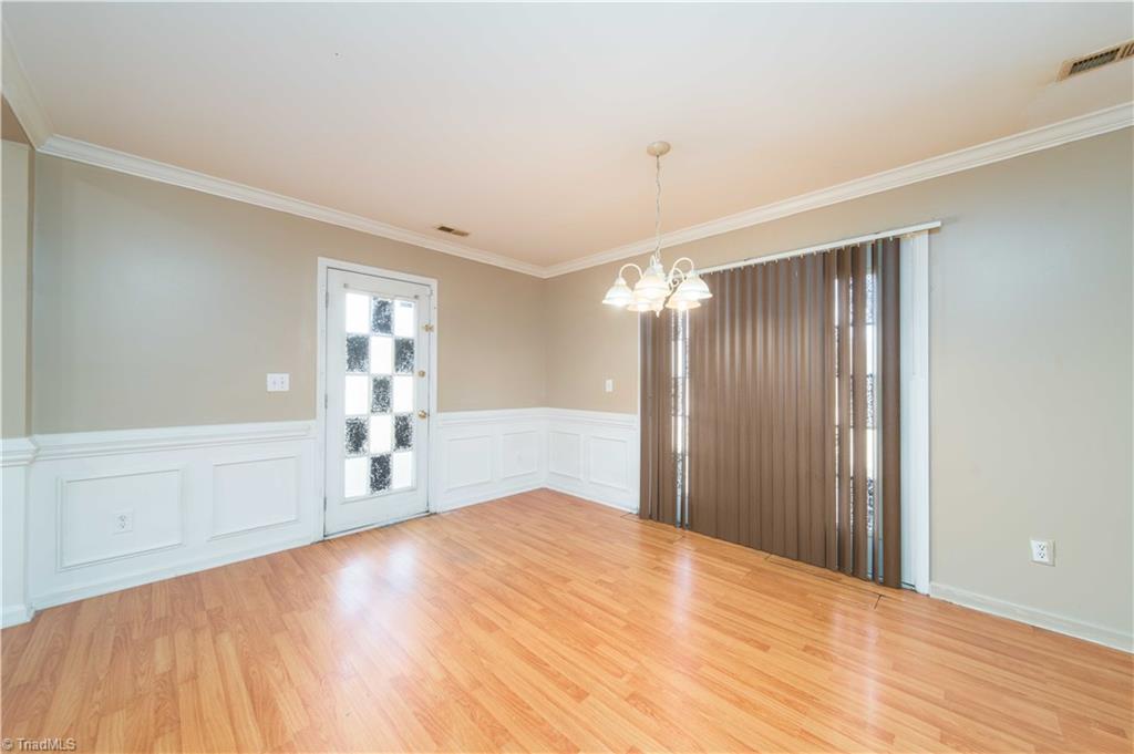 5235 Murray Road Winston-Salem, NC 27106 - Photo 8 of 22