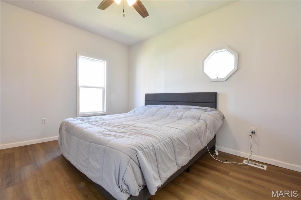 155 East Brown Street Waverly, IL 62692 - Photo 22 of 32