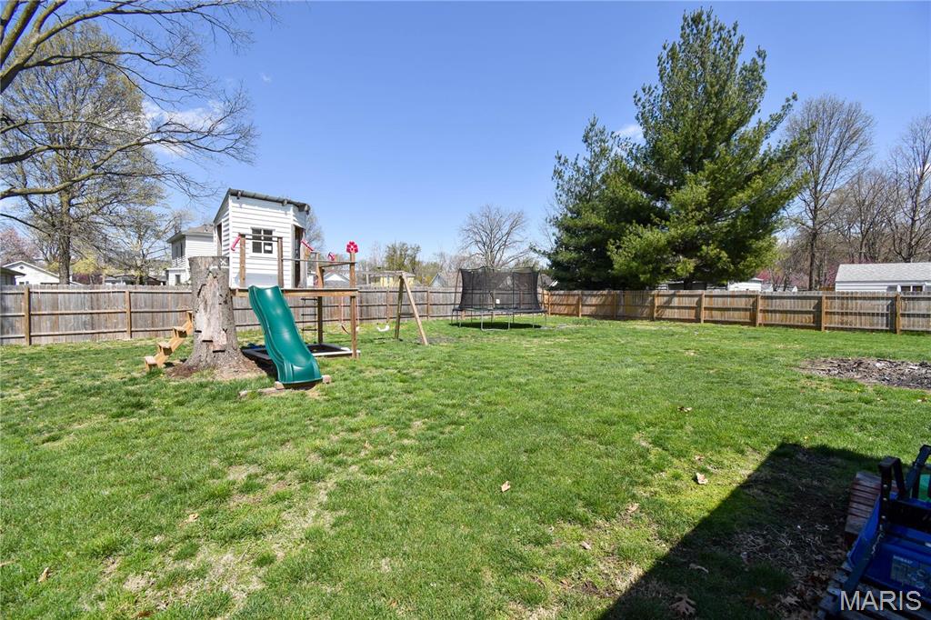 155 East Brown Street Waverly, IL 62692 - Photo 6 of 32