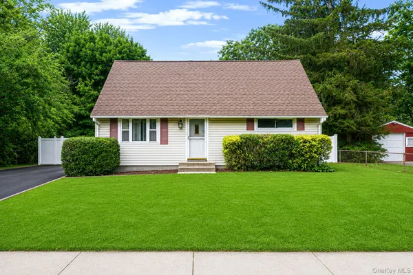 $489,988 | 48 Marshall Drive, Selden, NY 11784