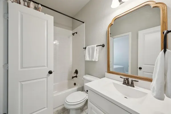 $2,900 | 6800 Barolo Drive, Rowlett, TX 75088