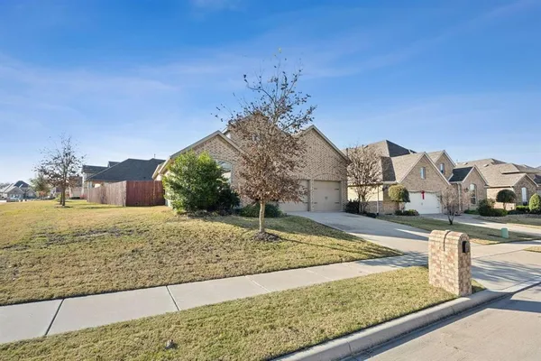 $2,900 | 6800 Barolo Drive, Rowlett, TX 75088